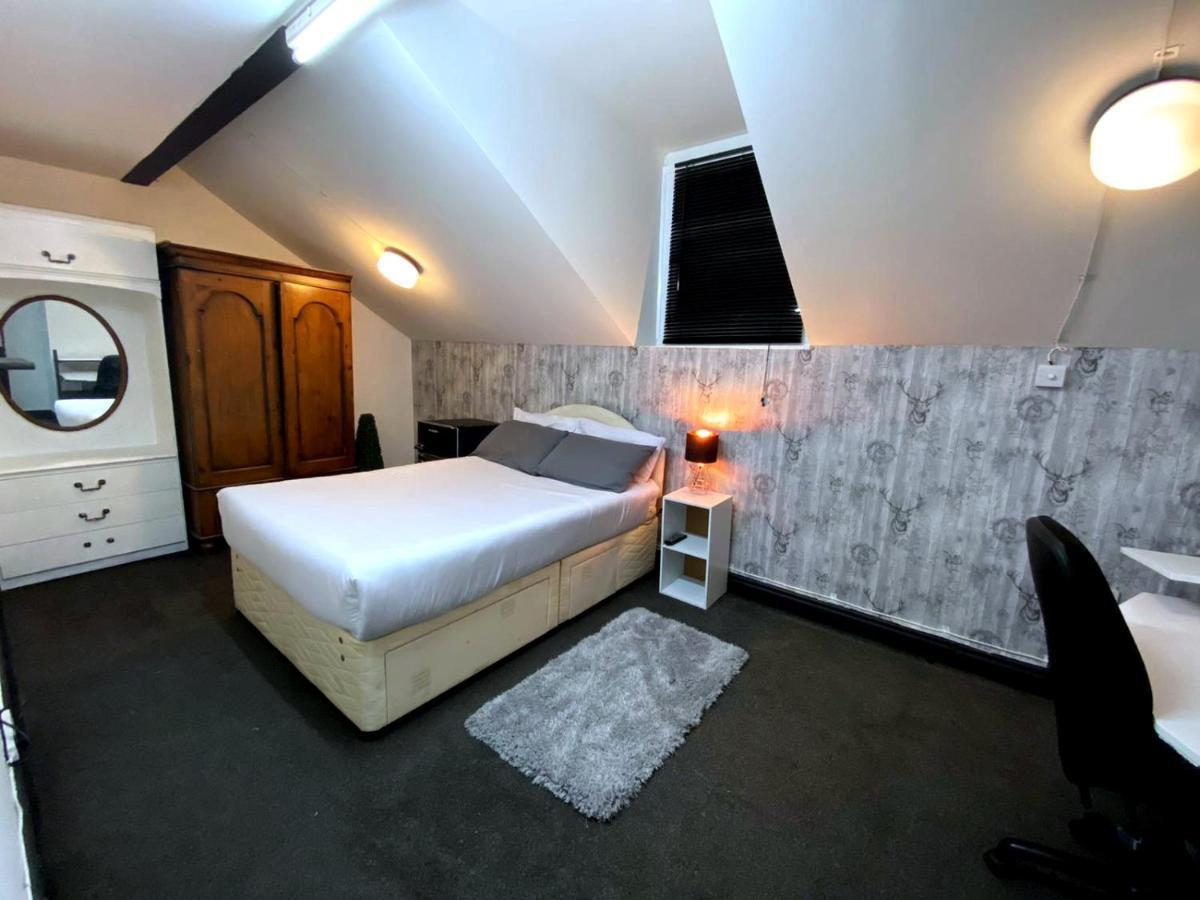 فندق Townhouse 105 هدرزفيلد المظهر الخارجي الصورة